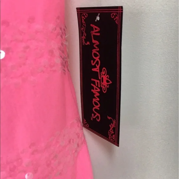 ALMOST Famous sequined tee. - Picture 3 of 5